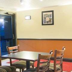 Super 8 by Wyndham Beckley in Beckley, United States of America from 72$, photos, reviews - zenhotels.com meals