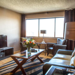 Отель Obasa Suites Saskatoon комната для гостей фото 3