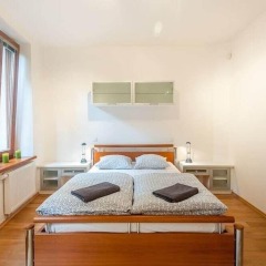 Отель Romantic near Charles Bridge - 1 Br Apts Прага фото 8