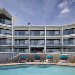 Отель Dream Inn Santa Cruz бассейн фото 3