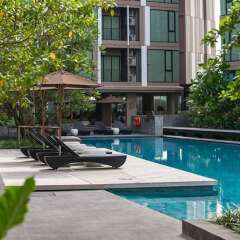 Отель The Base Uptown Phuket Таиланд, Пхукет - отзывы, цены и фото номеров - забронировать отель The Base Uptown Phuket онлайн бассейн фото 3