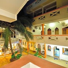 International Beach Hotel & Restaurant интерьер отеля фото 3