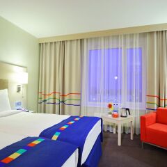Гостиница Park Inn Астрахань в Астрахани 8 отзывов об отеле, цены и фото номеров - забронировать гостиницу Park Inn Астрахань онлайн комната для гостей фото 3
