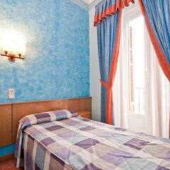 Отель Hostal Oporto детские мероприятия фото 2