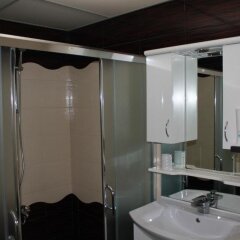 Отель Tihiat Kut Complex Болгария, Кюстендил - отзывы, цены и фото номеров - забронировать отель Tihiat Kut Complex онлайн ванная