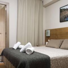Отель Hostal Alogar Испания, Барселона - 2 отзыва об отеле, цены и фото номеров - забронировать отель Hostal Alogar онлайн комната для гостей фото 5