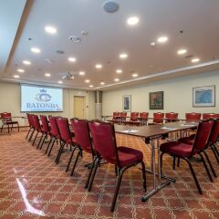 Отель Ratonda Centrum Hotel Литва, Вильнюс - 6 отзывов об отеле, цены и фото номеров - забронировать отель Ratonda Centrum Hotel онлайн помещение для мероприятий фото 2