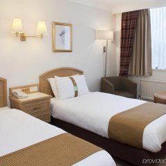 Отель Holiday Inn Peterborough West, an IHG Hotel Великобритания, Питерборо - отзывы, цены и фото номеров - забронировать отель Holiday Inn Peterborough West, an IHG Hotel онлайн комната для гостей фото 4