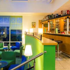 Hotel am Terrassenufer гостиничный бар