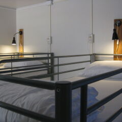 Rest 3 - Hostel Бангкок с домашними животными