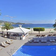 Отель Sol Beach House Mallorca - Adult Only бассейн