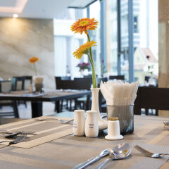 Meriton Hotel Нячанг питание