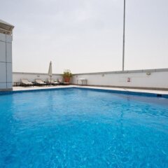 TIME Crystal Hotel Apartments бассейн фото 2