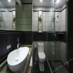 Отель Luminous Jade Hotel Китай, Сямынь - отзывы, цены и фото номеров - забронировать отель Luminous Jade Hotel онлайн ванная фото 2