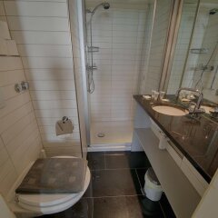 Отель HITrental Schmidgasse - Apartments Швейцария, Цюрих - отзывы, цены и фото номеров - забронировать отель HITrental Schmidgasse - Apartments онлайн ванная