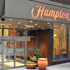 Отель Hampton Inn Manhattan-Times Square North США, Нью-Йорк - 1 отзыв об отеле, цены и фото номеров - забронировать отель Hampton Inn Manhattan-Times Square North онлайн вид на фасад