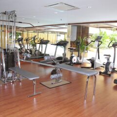 Отель Corus Hotel Kuala Lumpur Малайзия, Куала-Лумпур - 1 отзыв об отеле, цены и фото номеров - забронировать отель Corus Hotel Kuala Lumpur онлайн фитнесс-зал фото 2