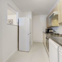 Отель Design Flat in Finchley Road в номере фото 2
