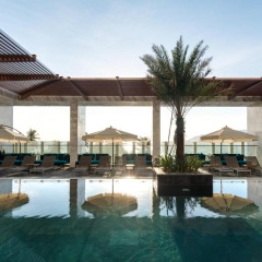 Отель Citadines Bayfront Nha Trang бассейн фото 2