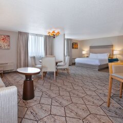 Отель Crowne Plaza Columbus North- Worthington США, Колумбус - отзывы, цены и фото номеров - забронировать отель Crowne Plaza Columbus North- Worthington онлайн комната для гостей фото 4
