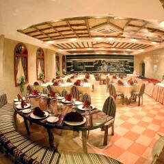 Отель Al Liwan Suites питание фото 2