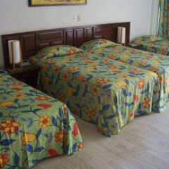Sands Acapulco Hotel & Bungalows комната для гостей фото 5