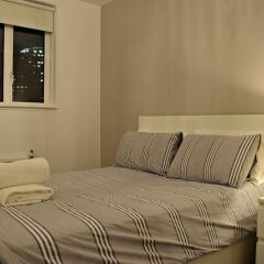 Апартаменты 1 Bedroom Apartment With Balcony in Angel Лондон комната для гостей