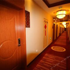 Отель Huaju Boutique Hotel Китай, Тяньцзинь - отзывы, цены и фото номеров - забронировать отель Huaju Boutique Hotel онлайн интерьер отеля фото 2