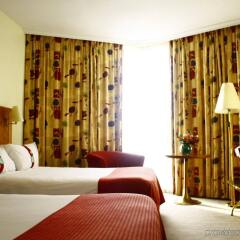 Отель Canopy by Hilton Madrid Castellana Испания, Мадрид - 9 отзывов об отеле, цены и фото номеров - забронировать отель Canopy by Hilton Madrid Castellana онлайн комната для гостей фото 3