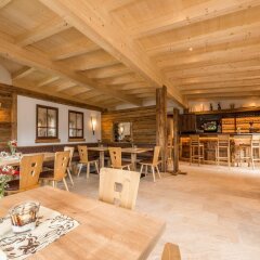 Alpin Hotel Gudrun Колле Изарко гостиничный бар