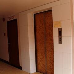 Апартаменты Jomtien Good Luck Apartment Паттайя сейф в номере