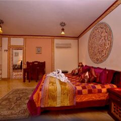 Отель Chokhi Dhani Resort Jaipur интерьер отеля