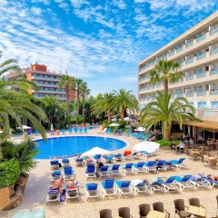 Отель H10 Vintage Salou бассейн