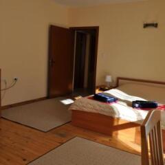 Отель Family Hotel Biju Болгария, Трявна - отзывы, цены и фото номеров - забронировать отель Family Hotel Biju онлайн комната для гостей