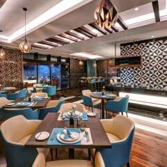 Отель Novotel Sharjah Expo Center ОАЭ, Шарджа - отзывы, цены и фото номеров - забронировать отель Novotel Sharjah Expo Center онлайн гостиничный бар