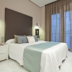 Отель Spain Select Micalet Apartments Испания, Валенсия - отзывы, цены и фото номеров - забронировать отель Spain Select Micalet Apartments онлайн комната для гостей фото 5