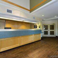 Отель Canadas Best Value Inn Langley Лэнгли интерьер отеля