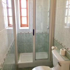 Отель Qronfla Farm Five Stars Holiday House Мальта, Зеббудж - отзывы, цены и фото номеров - забронировать отель Qronfla Farm Five Stars Holiday House онлайн ванная фото 2