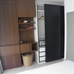 Отель The Skyloft Бангкок сейф в номере