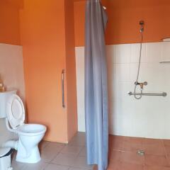 Отель Boho Hostel Мальта, Сан Джулианс - отзывы, цены и фото номеров - забронировать отель Boho Hostel онлайн ванная