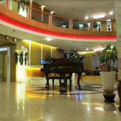 May Hotel интерьер отеля фото 3