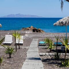 Отель Okeanis Beach Греция, Остров Санторини - отзывы, цены и фото номеров - забронировать отель Okeanis Beach онлайн пляж