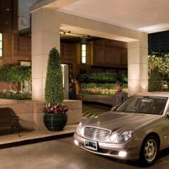 Отель Mayfair, Bangkok - Marriott Executive Apartments Таиланд, Бангкок - 1 отзыв об отеле, цены и фото номеров - забронировать отель Mayfair, Bangkok - Marriott Executive Apartments онлайн городской автобус