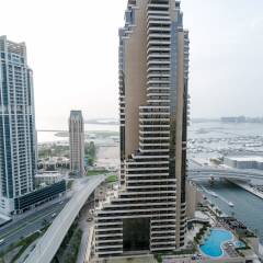 Отель One Perfect Stay - Marina Terrace пляж
