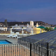 Hotel Palacio San Leonardo Puebla парковка