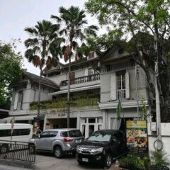 Eugenia Hotel Bangkok Бангкок парковка