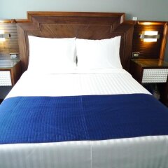 Отель The Deluxe Hotel Vancouver Канада, Ванкувер - отзывы, цены и фото номеров - забронировать отель The Deluxe Hotel Vancouver онлайн комната для гостей фото 5