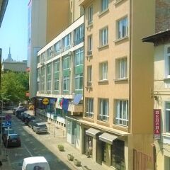 Отель Hostel N1 in Sofia Болгария, София - отзывы, цены и фото номеров - забронировать отель Hostel N1 in Sofia онлайн комната для гостей фото 3