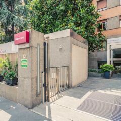 Hotel Mercure Milano Solari парковка