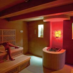 Отель Amathus Elite Suites сауна